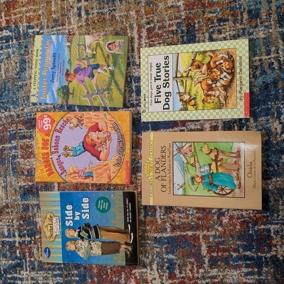 Unbranded Young Adults Paperback Novels Set of 5 - Picture 1 of 8